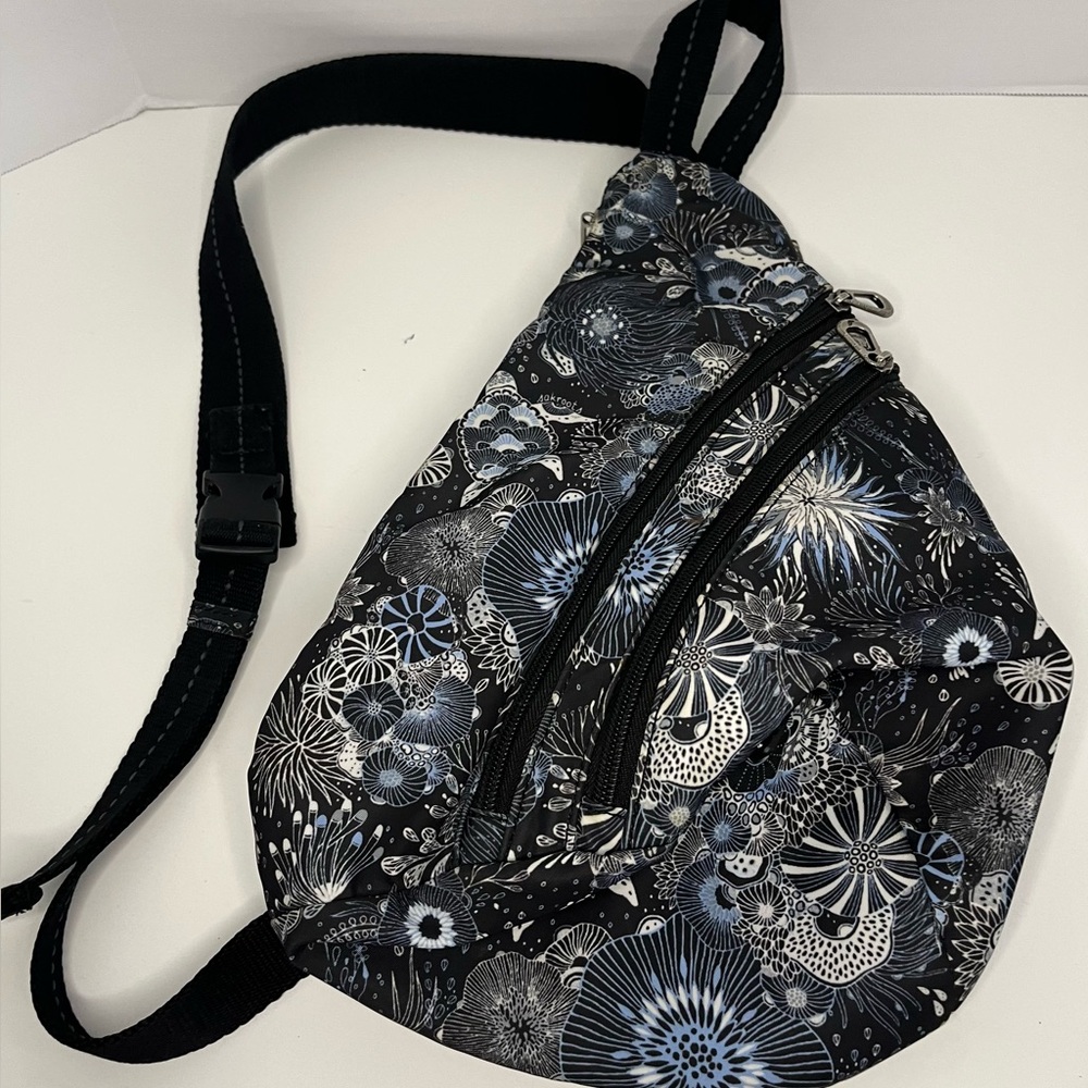 Sakroots On the Go sling backpack/ Crossbody